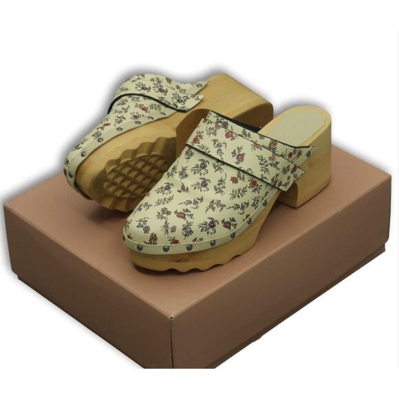 Women’s 8.5‎ NWT Aerosoles x Laura Ashley La Pedro Clogs Floral Cottagecore - Picture 2 of 9